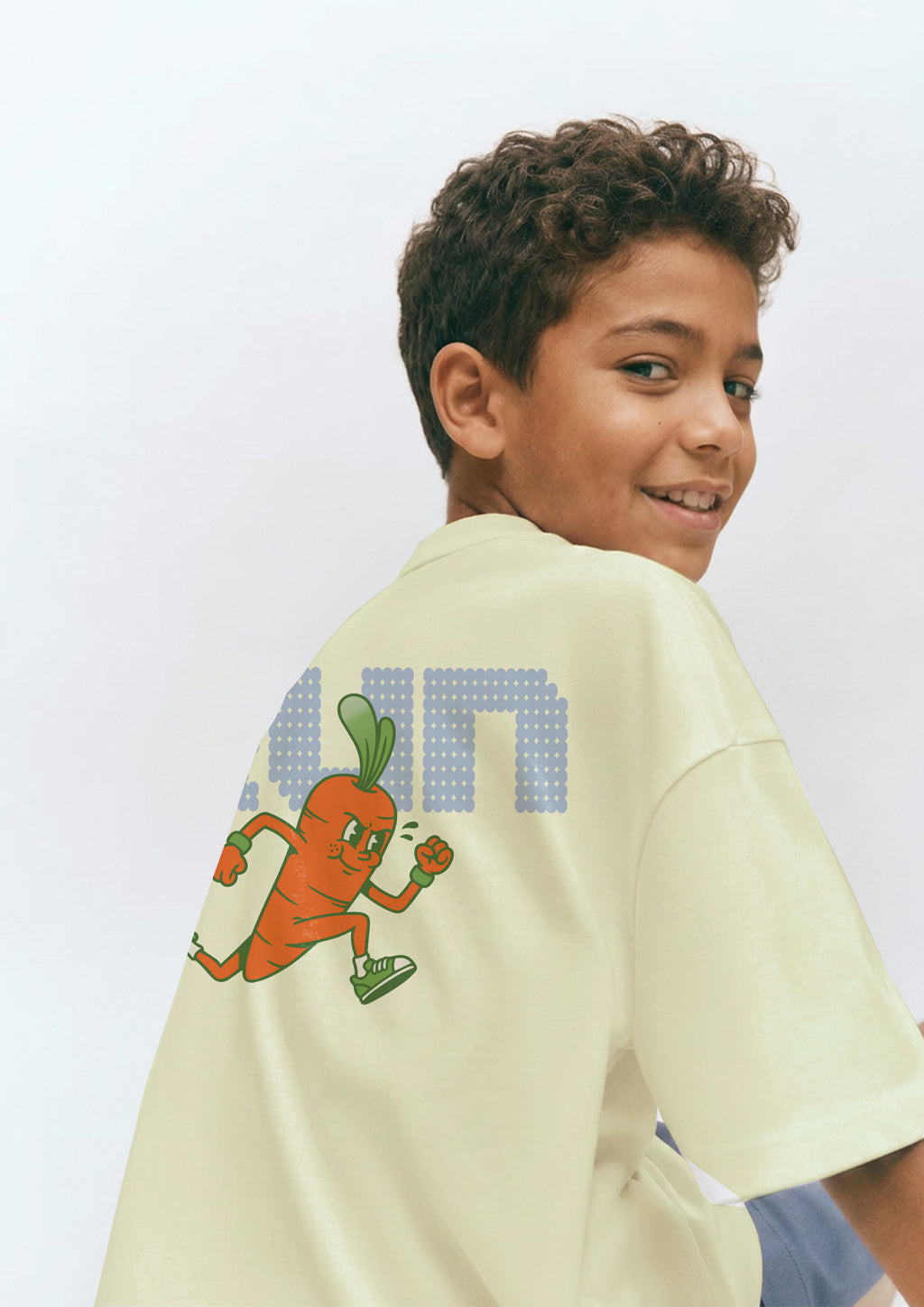 Playera estampada zanahoria hueso