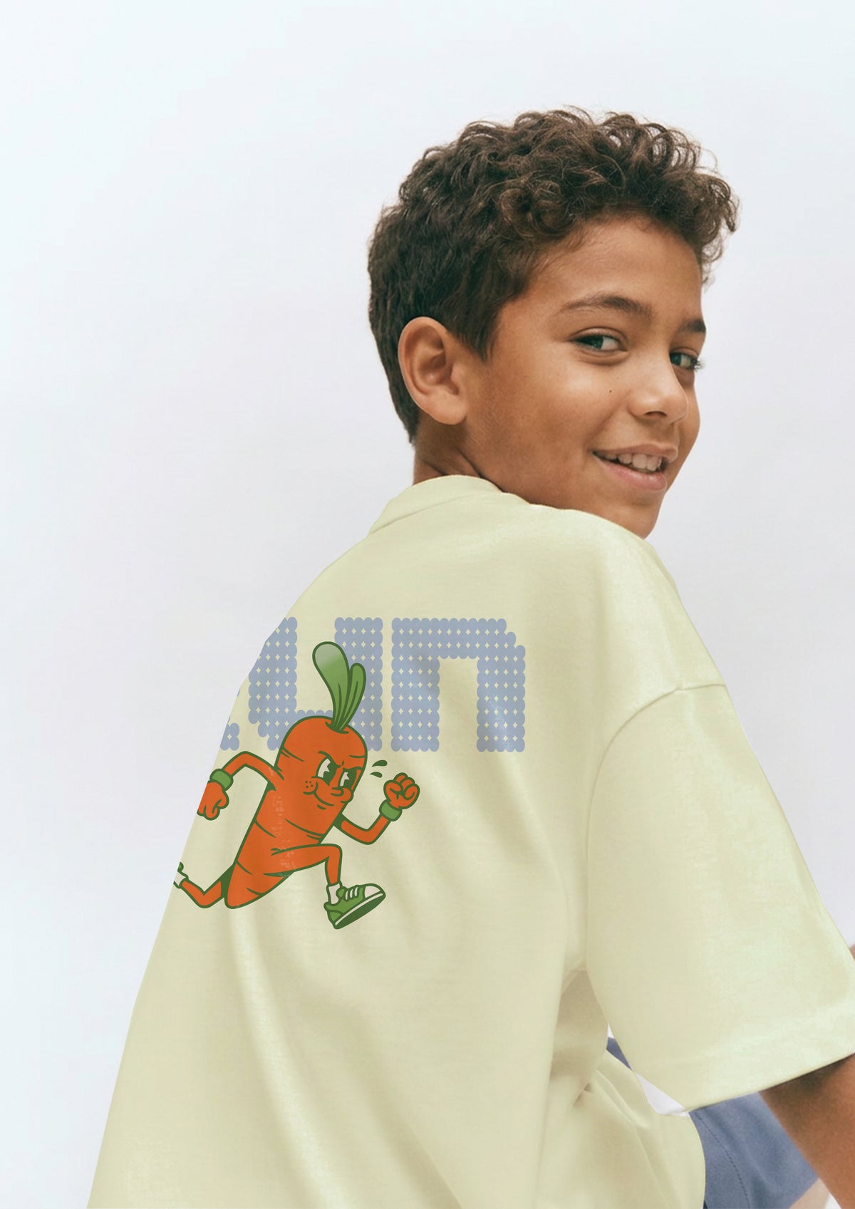 Playera estampada zanahoria hueso